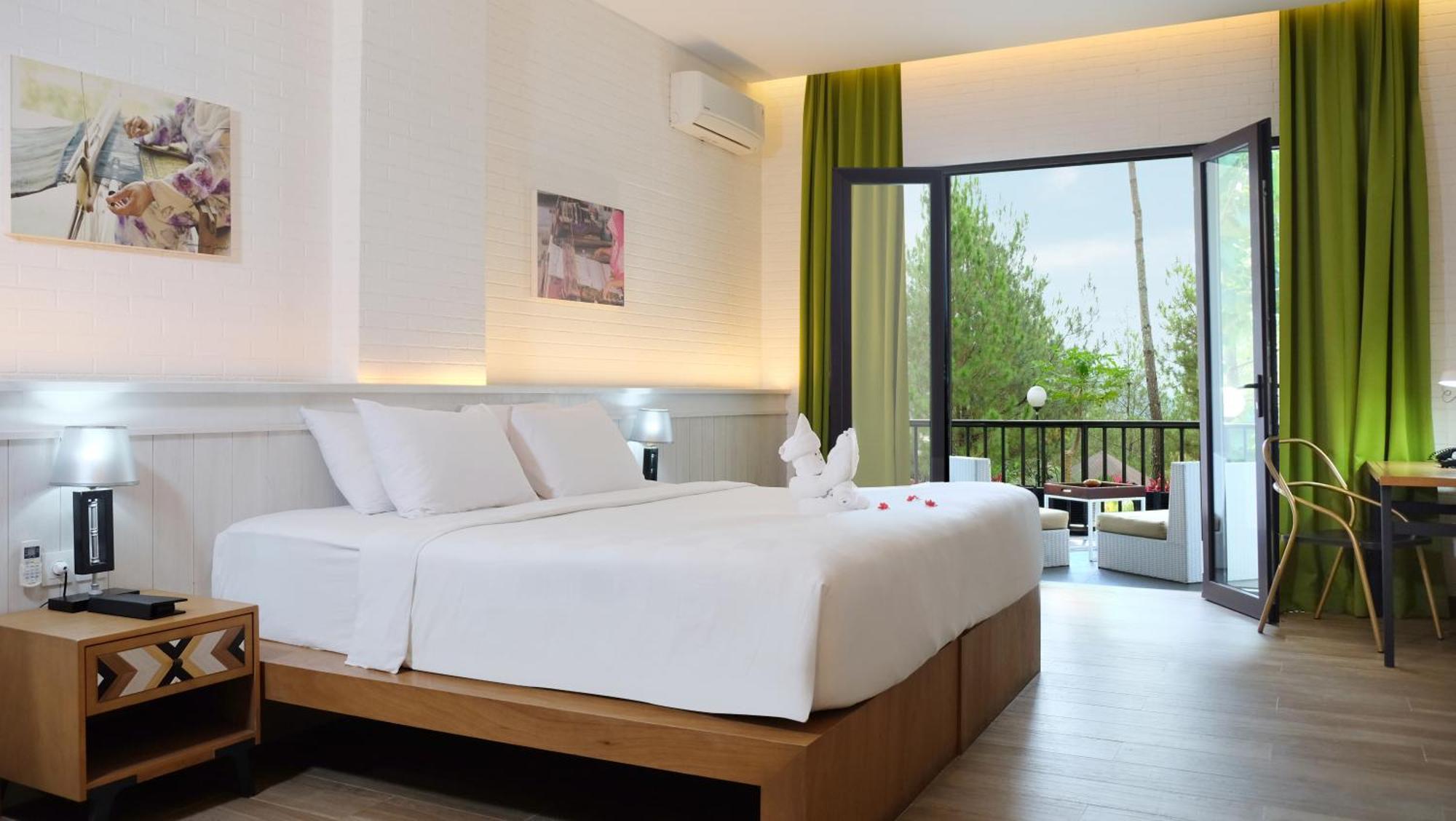 Jambuluwuk Convention Hall & Resort Batu Бату Екстериор снимка